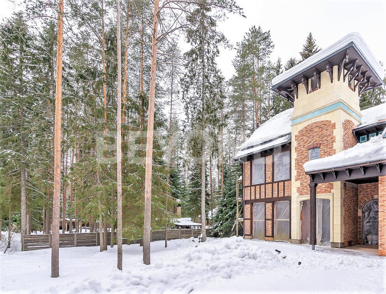 п. ленинское – загородная вилла в статусном окружении фото 4