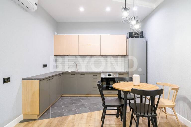 апартаменты с дизайнерской отделкой в исторической части петербурга фото 3