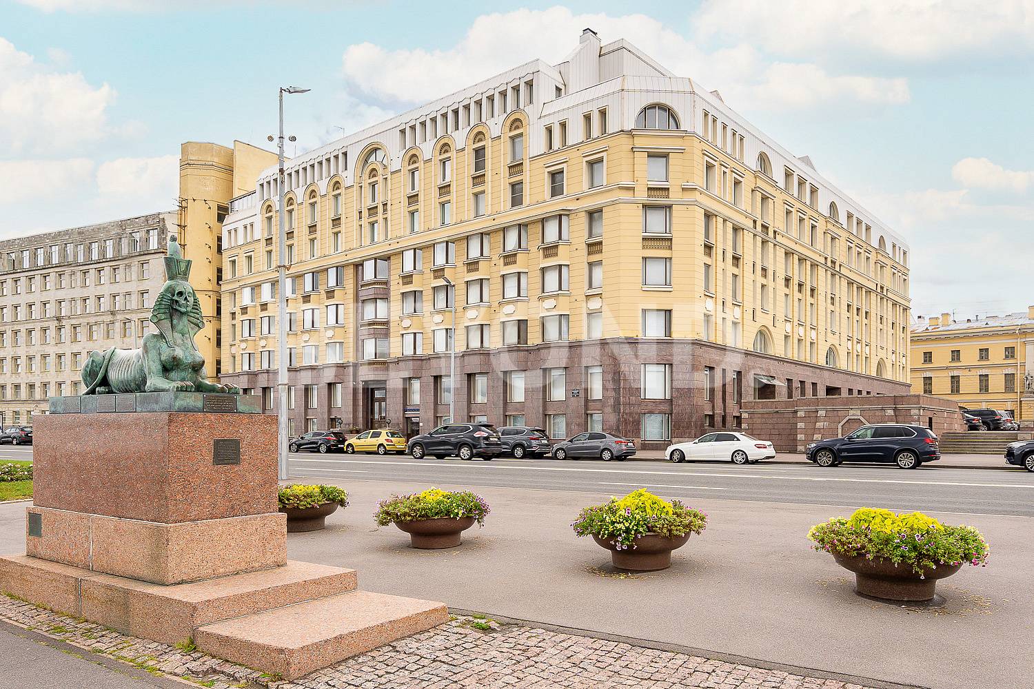 воскресенская наб., 12 - статус и функциональность в клубном доме на берегу невы фото 1