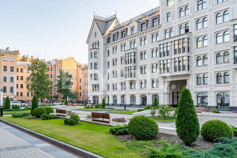 «русский дом» - видовая квартира в центре города с шикарной террасой фото 2