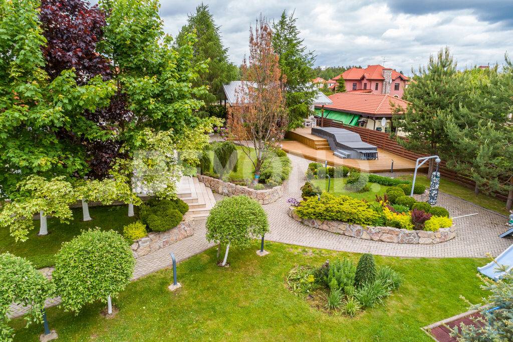 04_Blagoustroenyi__uchastok