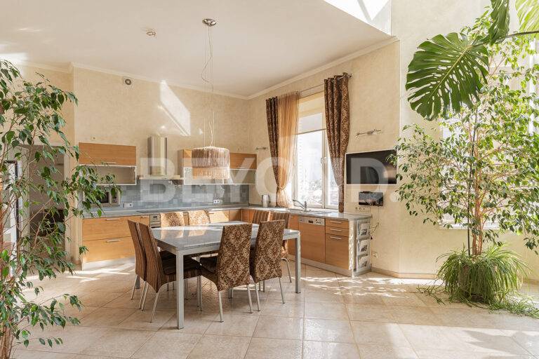 захарьевская, 33 – пентхаус со сногсшибательным видом в самом сердце петербурга фото 3