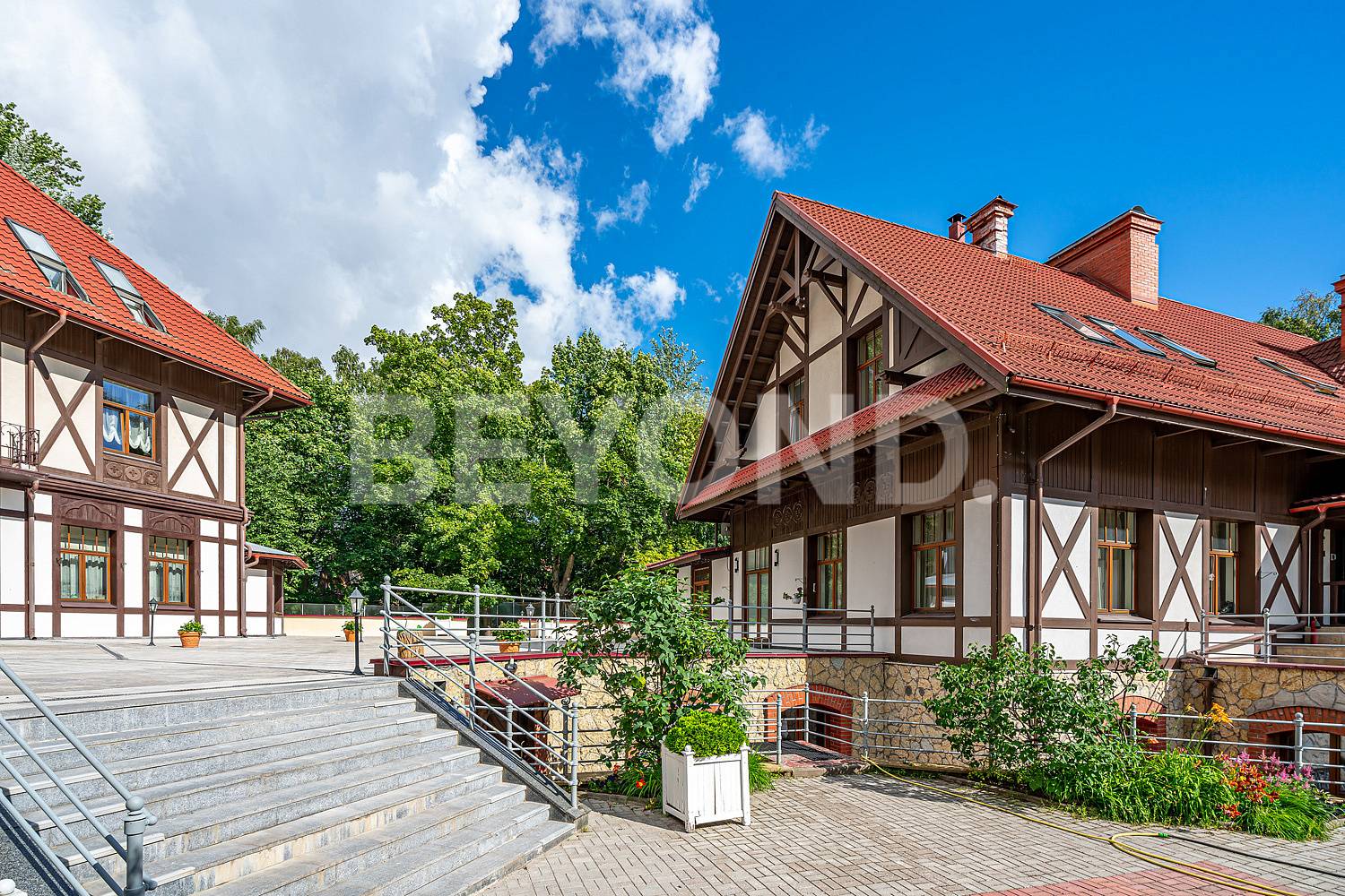 2-я березовая аллея, 34 – своя резиденция на каменном острове фото 1