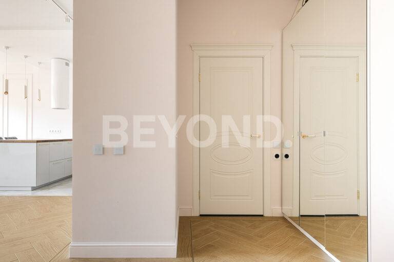 neva-neva - стильная семейная квартира в самом центре васильевского острова фото 5