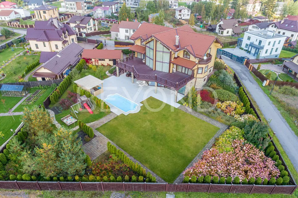 "кавголовское озеро" - современный дом с бассейном в закрытом коттеджном поселке бизнес класса фото 4