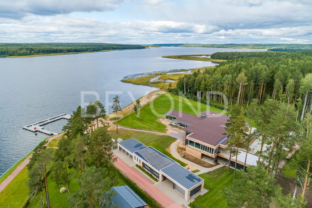 likkola club – резиденция в современном стиле на первой линии озера фото 2