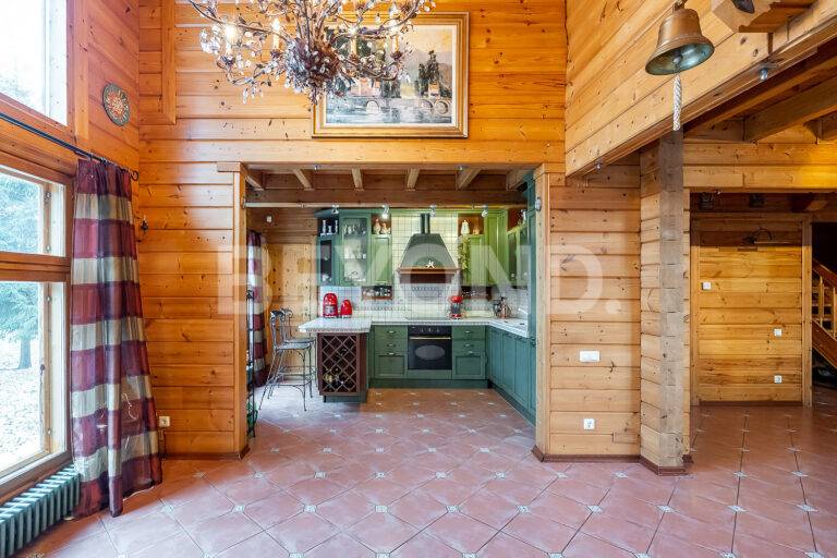 п. солнечное - дом из русской сказки рядом с заливом фото 4