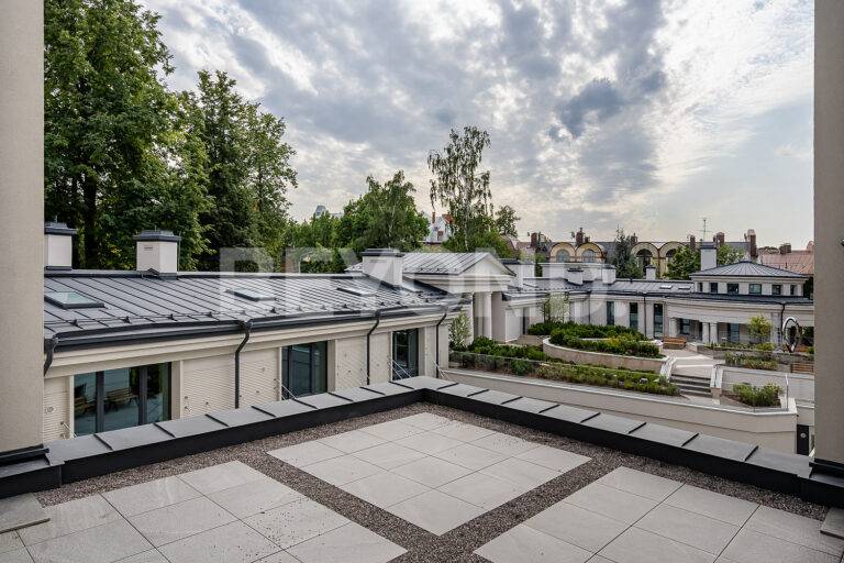 двухуровневый ситихаус 325 кв. м с ротондой в камерном комплексе крестовский iv фото 5