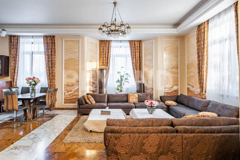 «золотой квартет» -семейный таунхаус в клубном поселке у озёр фото 2