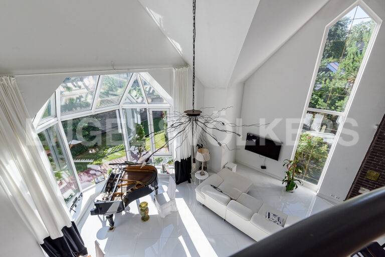 п. песочный - стильный особняк в ближайшем пригороде для активной жизни фото 2