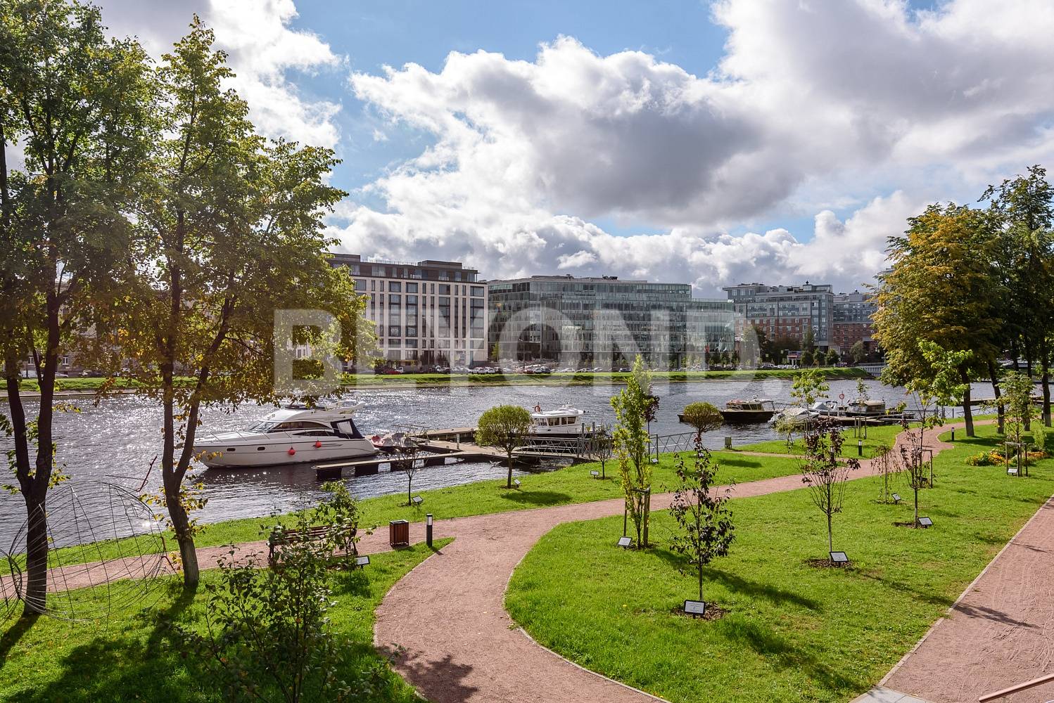 «привилегия» – уникальный ремонт и вид на набережную фото 3