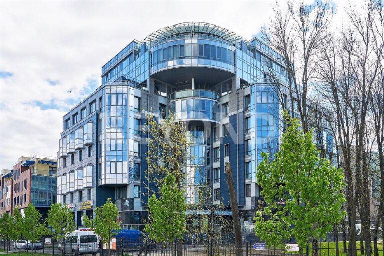 рюхина, 10 - уютная классика с видом на парк фото 4