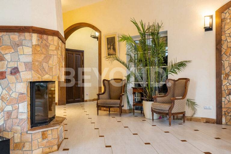 "охтинское раздолье" - монументальность и основательность загородной жизни фото 2