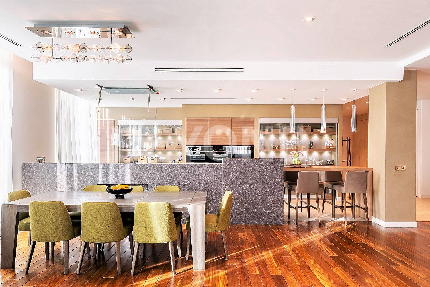 крестовский, 10 - настоящая роскошь быть собой фото 1