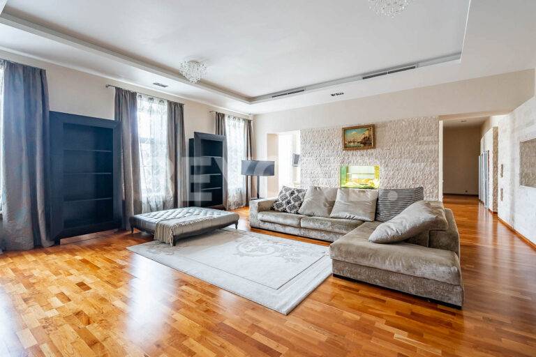 караванная, 16 - квартира в "золотом треугольнике" с видом на манежную площадь фото 3