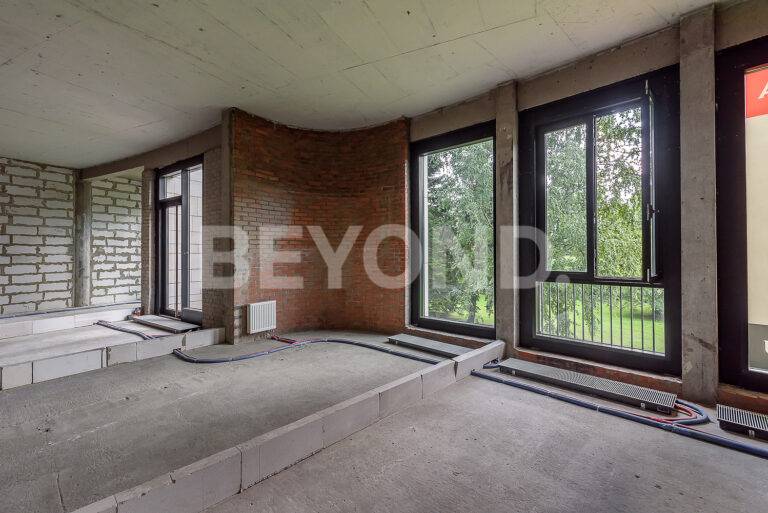 наб. мартынова, 74 – вид из окон на зелень парков в «доме у моря» фото 4