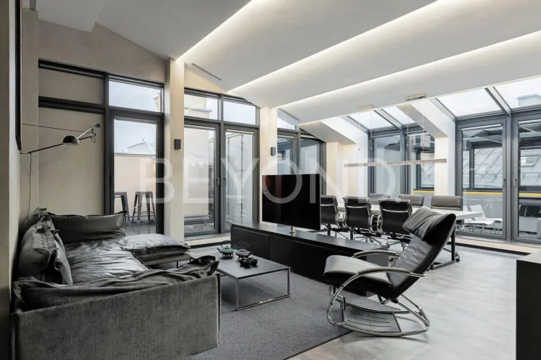 «особняк кушелева-безбородко» - редкая квартира с дизайнерским ремонтом фото 2