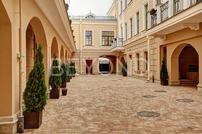 Малый внутренний двор