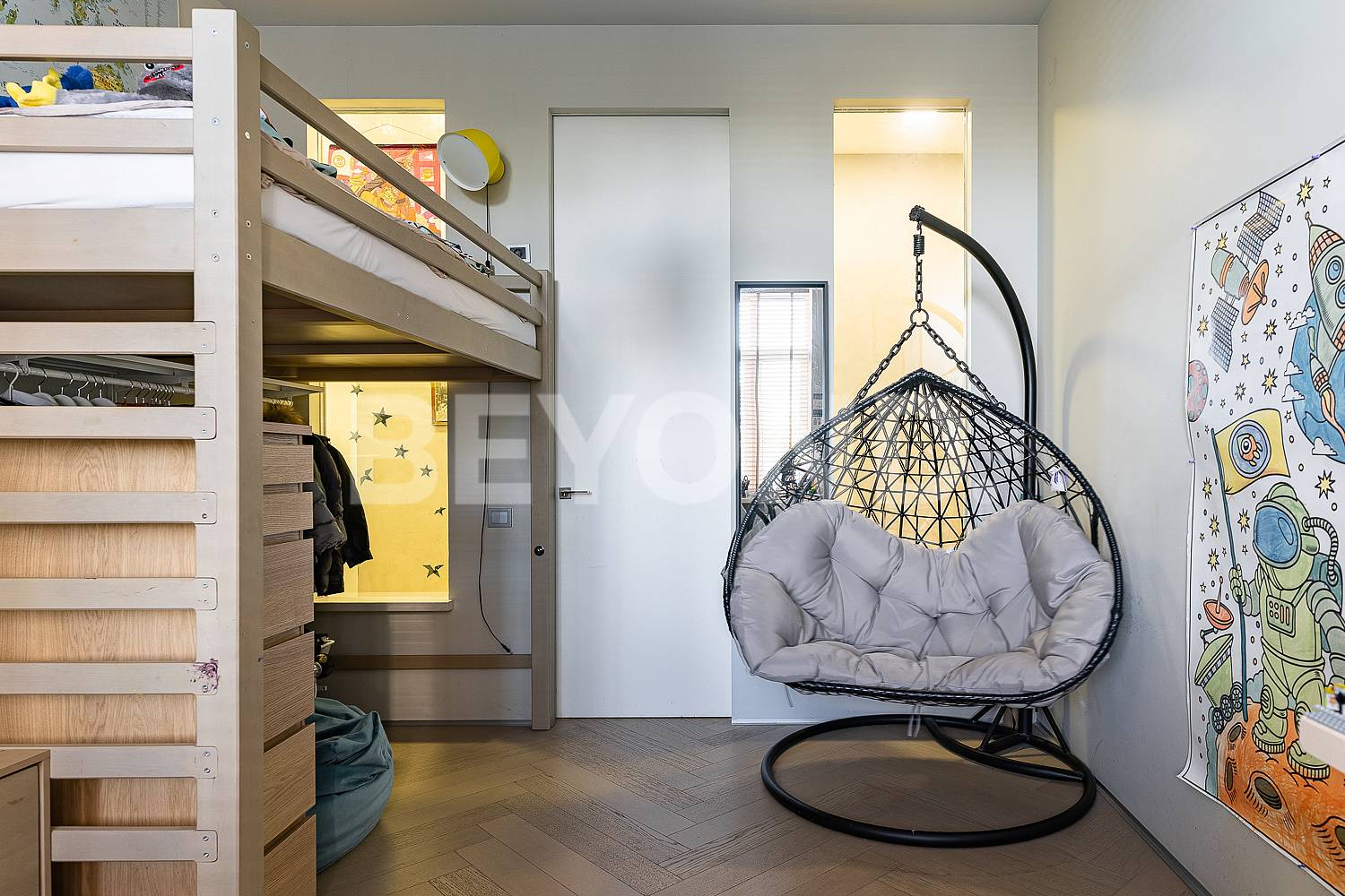 "премьер палас" - функциональная семейная квартира с тремя спальнями и кабинетом фото 3