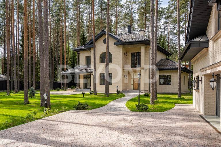 п. ленинское - загородный дом среди соснового леса фото 3