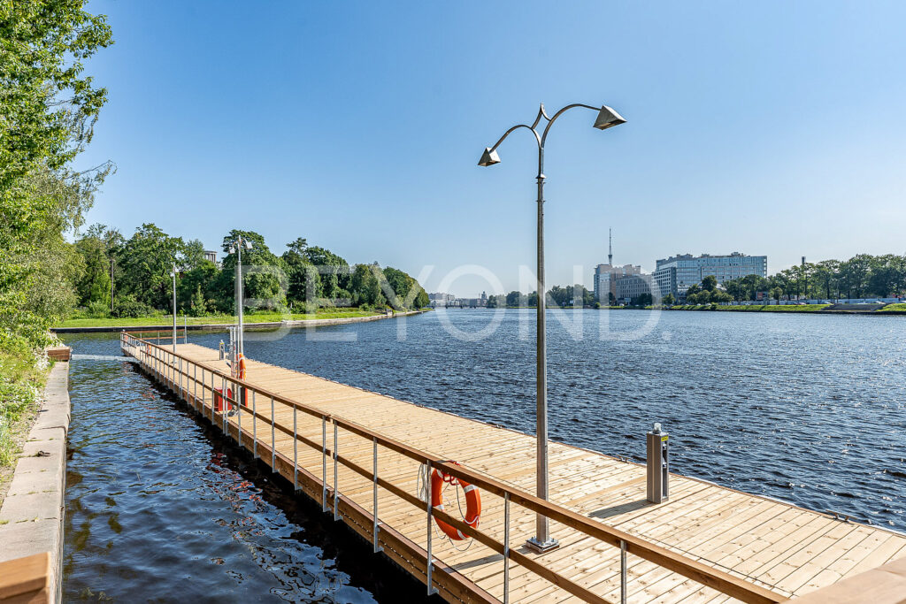 Пирс для яхт и катеров