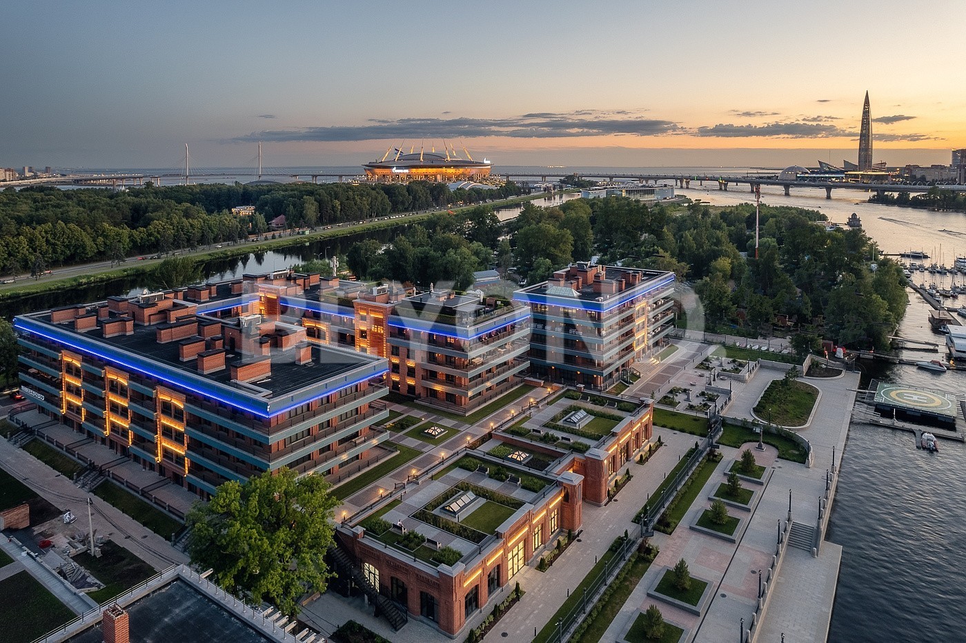 "императорский яхтъ-клуб" - резиденция с двумя террасами и видом на гребной канал и частный парк фото 2