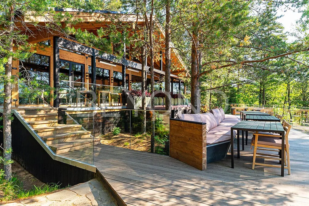 WE LODGE