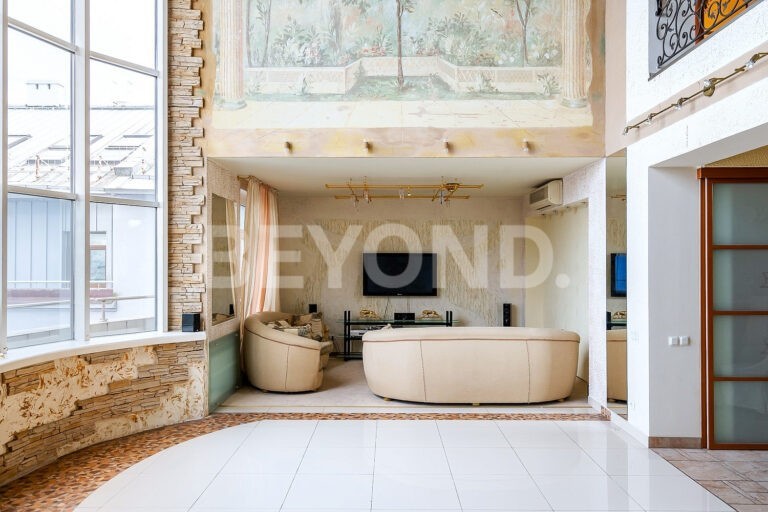 7-я линия в.о., 34 – атмосфера загородного дома в историческом центре фото 4