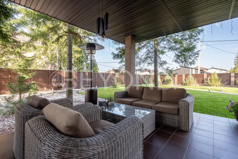 "савоя" - загородный дом с бассейном под открытым небом фото 2