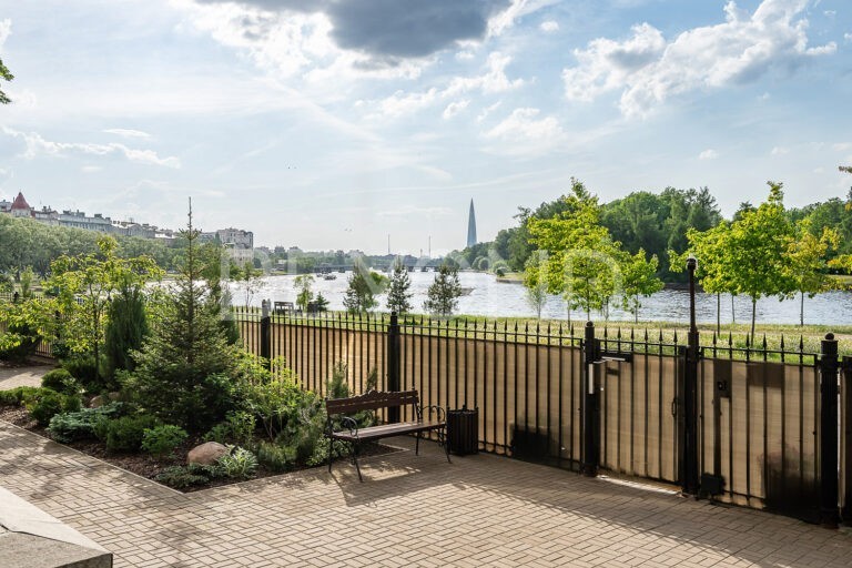 "венеция" - респектабельная квартира с окнами в цветущий сад фото 3