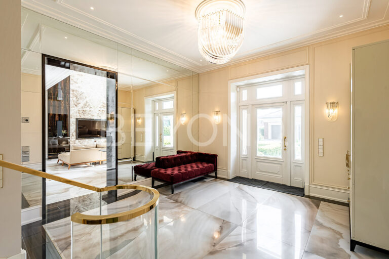 п. лисий нос - особняк в традиционной американской классике фото 5