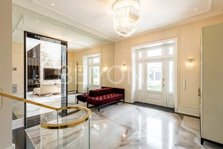 п. лисий нос - особняк в традиционной американской классике фото 5