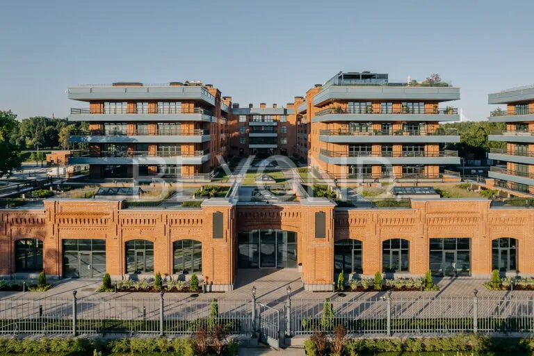 "императорский яхтъ-клуб" - резиденция в знаковом комплексе фото 3