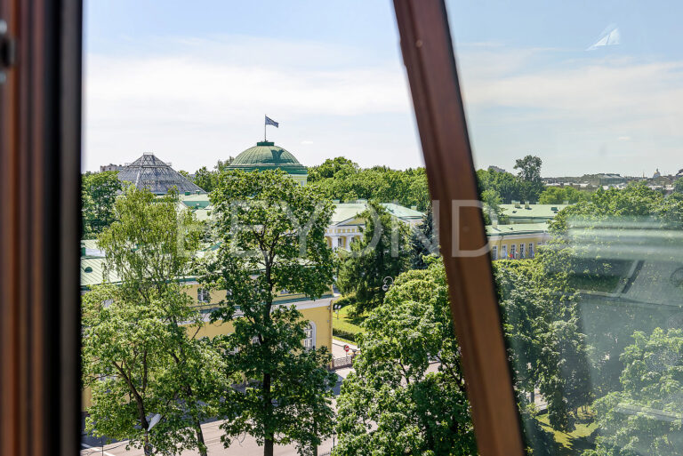 шпалерная, 60 – современная линия в окружении классики фото 2