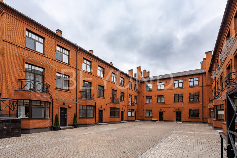 выборгское ш., 32 - творческое пространство на берегу озера фото 3