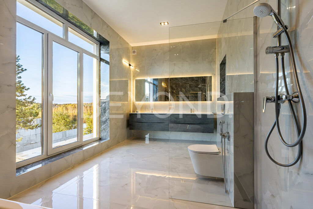 Вид из санузла