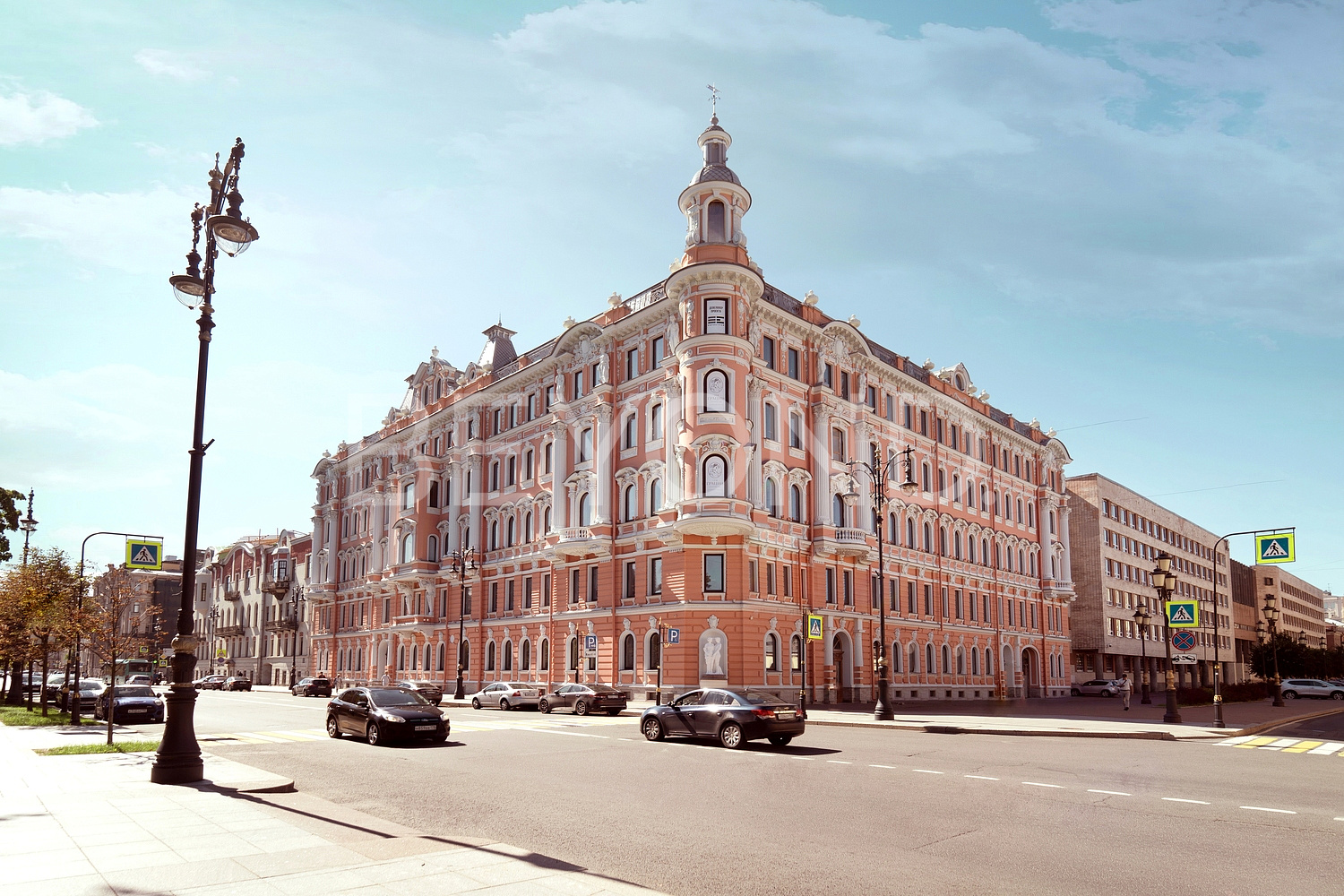 «Три Грации» - аристократическая квартира в центре Петербурга pic-3