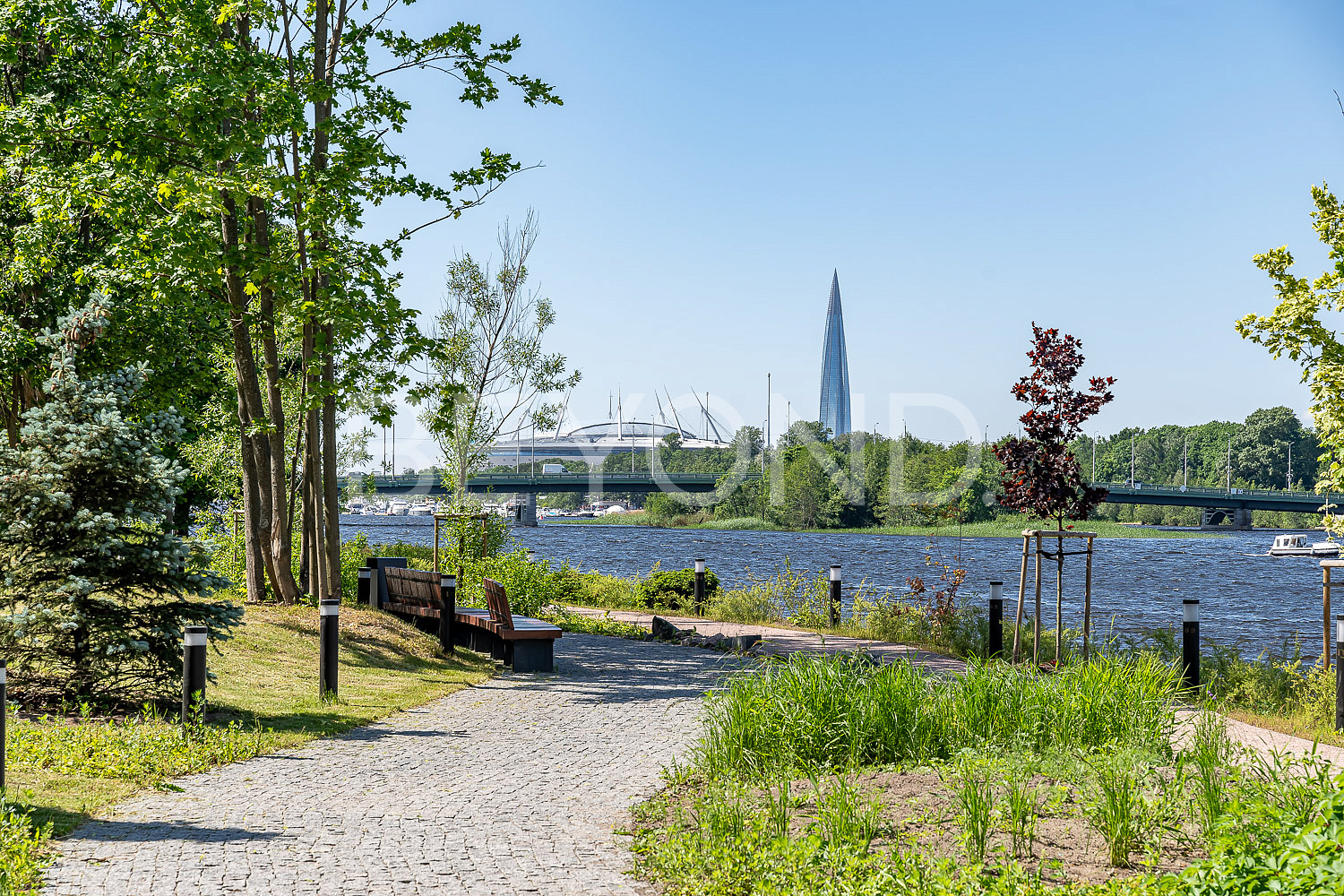 Neva Haus - вся прелесть водных видов и зеленых панорам Крестовского в центре Северной столицы pic-1