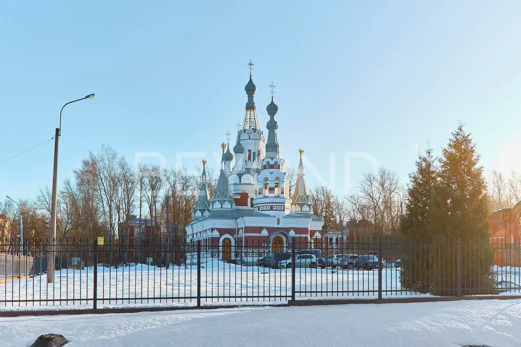 Собор Николая Чудотворца в 5 минутах от участка