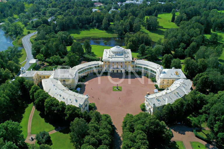 г. павловск - участок на территории объекта культурного наследия «зверинец»‎ фото 1