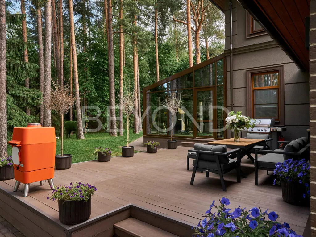 Просторная терраса