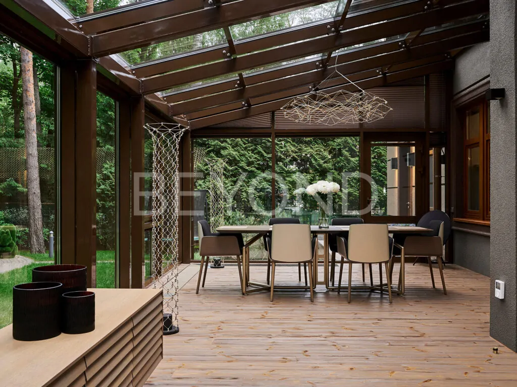 Просторная терраса