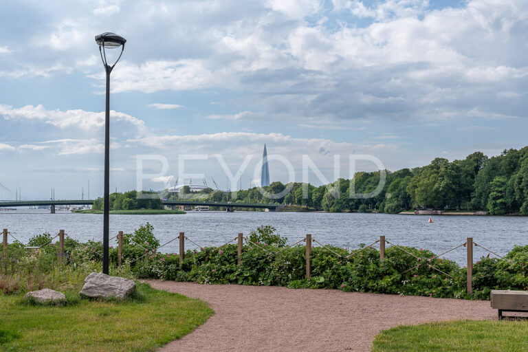 ждановская, 45 - вид на воду и интерьер от philippe starck фото 2