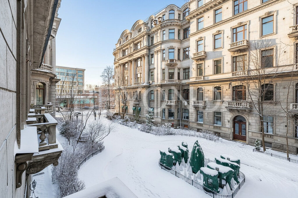 Вид с балкона