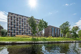 Neva Haus, Петровский остров