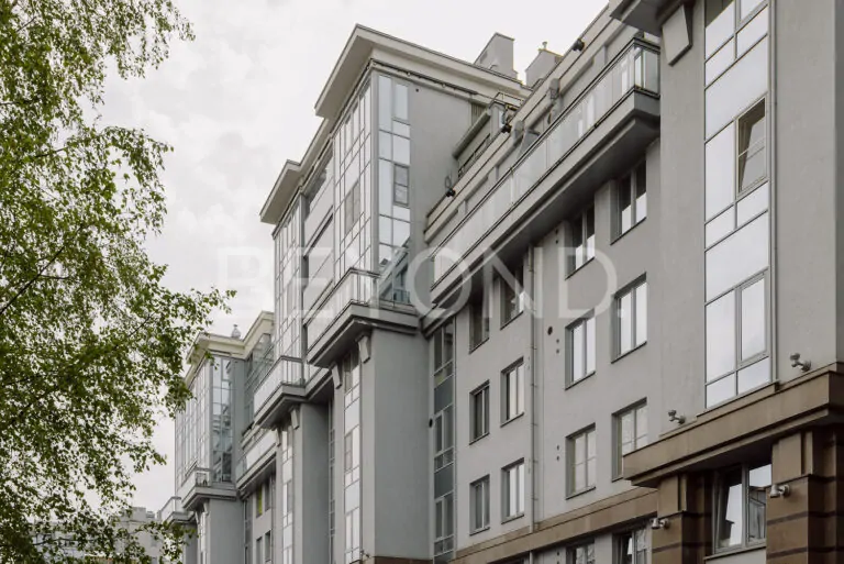 каменноостровский, 62 - двухсторонняя квартира в центре петроградской стороны фото 1