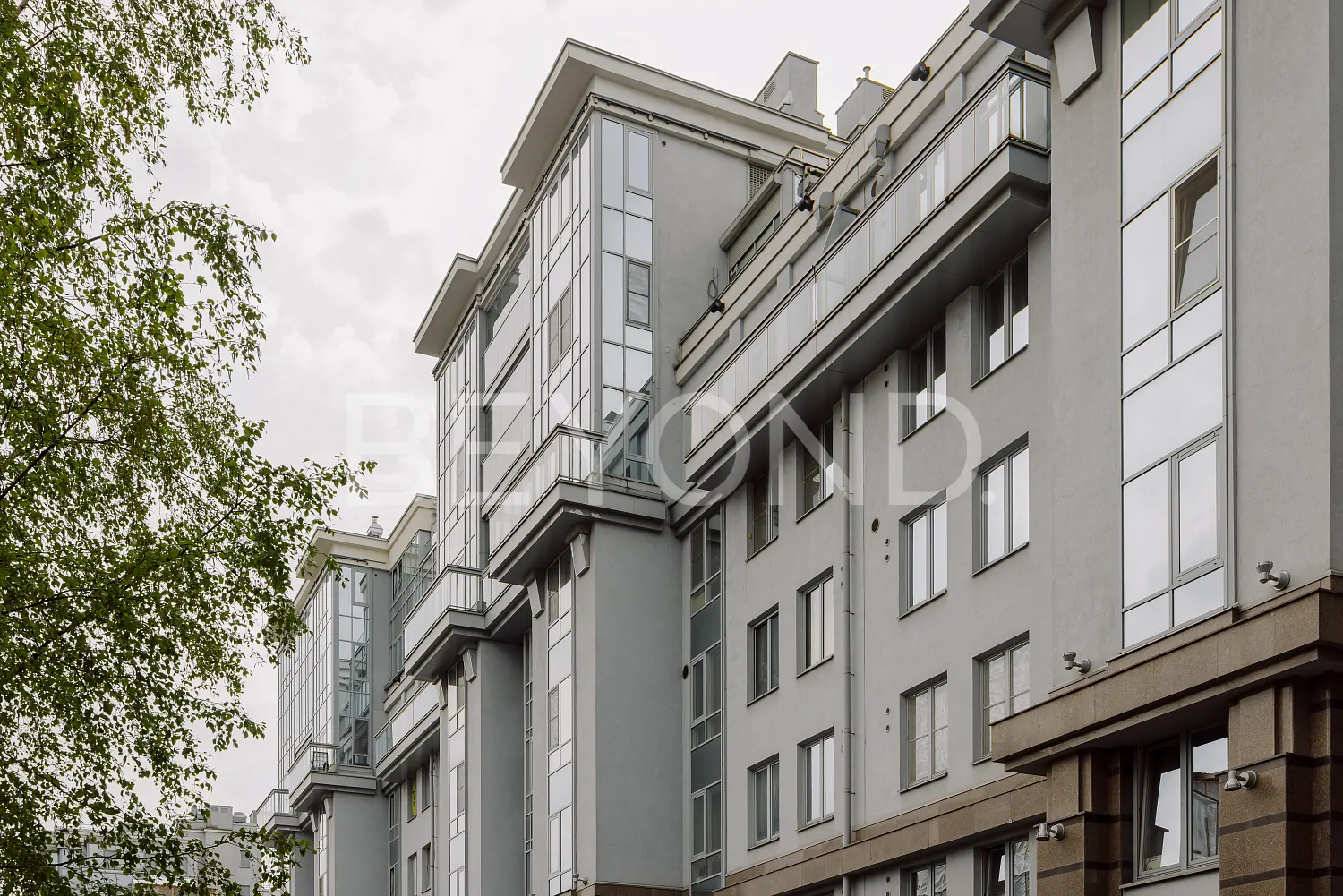 Каменноостровский, 62 - двухсторонняя квартира в центре Петроградской стороны pic-1