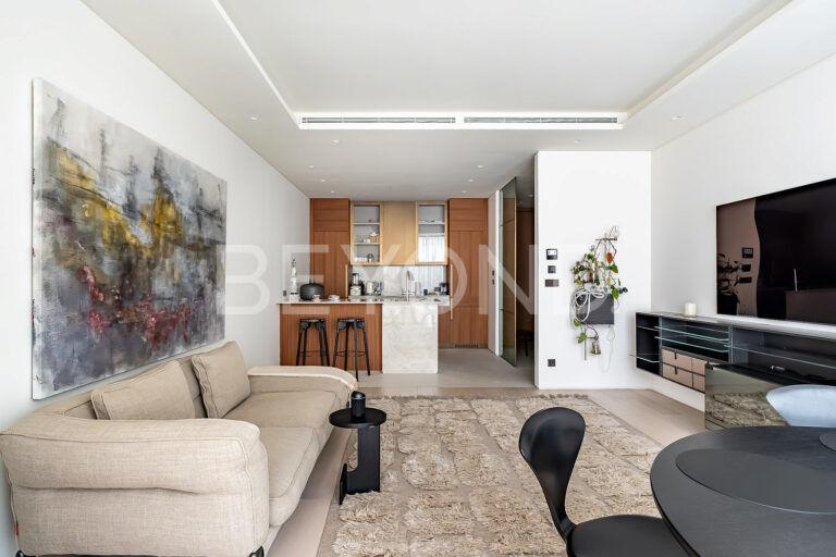 one trinity place – современность комфорта с видом на воду фото 2