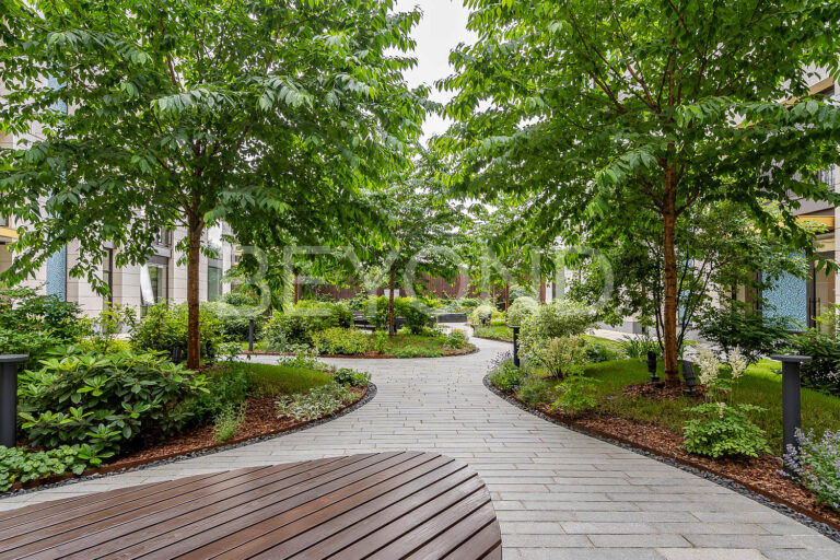 one trinity place – современность комфорта с видом на воду фото 5