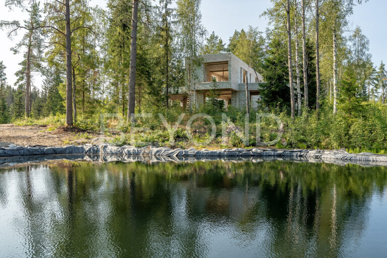 "оберег" - усадьба с выходом к пруду в окружении инфраструктуры фото 1